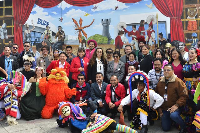 María Lilia Cedillo, encabeza Inauguración del mural CCU: 15 Años de Arte y Cultura